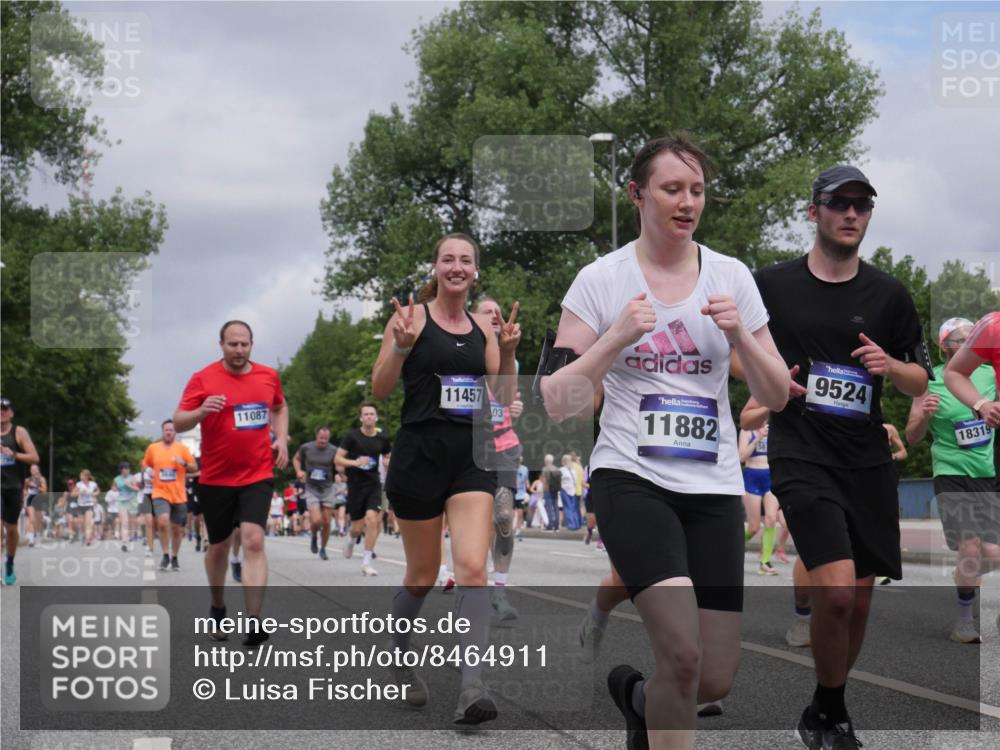29.06.2025 - hella hamburg halbmarathon Luisa Fischer http://msf.ph/oto/8464911 29.06.2025 10:41:13 Kennedybrücke 11457, 11087, 03, 11882, 9524, 18319, 1578, 1985, 2124, 3010, 3246, 3286, 3880, 5875, 7629, 8696, 9391, 9524, 10025, 10146 meine-sportfotos.de