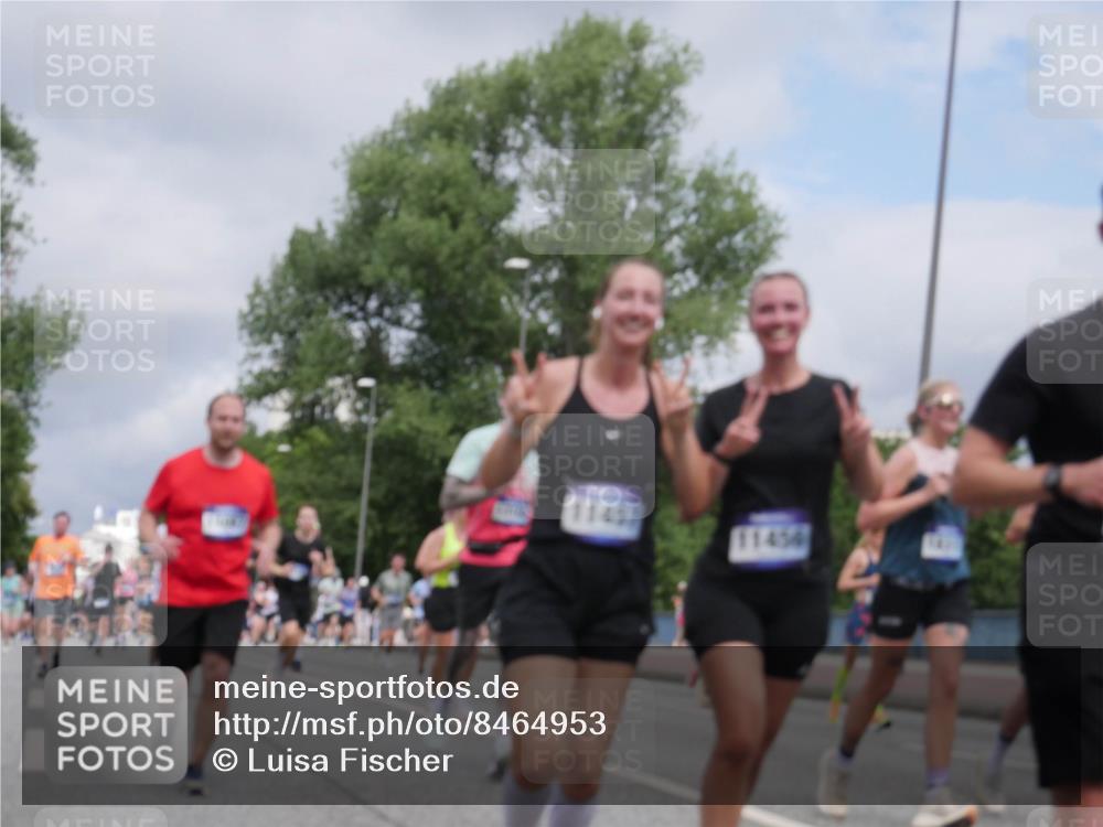 29.06.2025 - hella hamburg halbmarathon Luisa Fischer http://msf.ph/oto/8464953 29.06.2025 10:41:14 Kennedybrücke 11453, 11454, 1578, 2124, 3010, 3246, 3286, 3880, 5875, 7629, 8696, 9391, 9524, 10025, 10146 meine-sportfotos.de