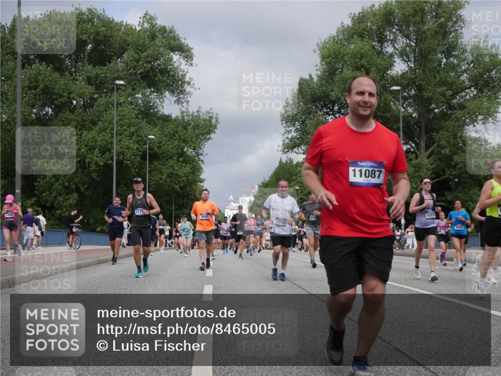 29.06.2025 - hella hamburg halbmarathon Luisa Fischer http://msf.ph/oto/8465005 29.06.2025 10:41:15 Kennedybrücke 177, 9895, 2640, 10140, 3010, 11087, 1225, 8696, 1578, 2124, 3010, 3246, 3286, 3880, 4414, 5875, 8696, 9391, 9524, 10146 meine-sportfotos.de