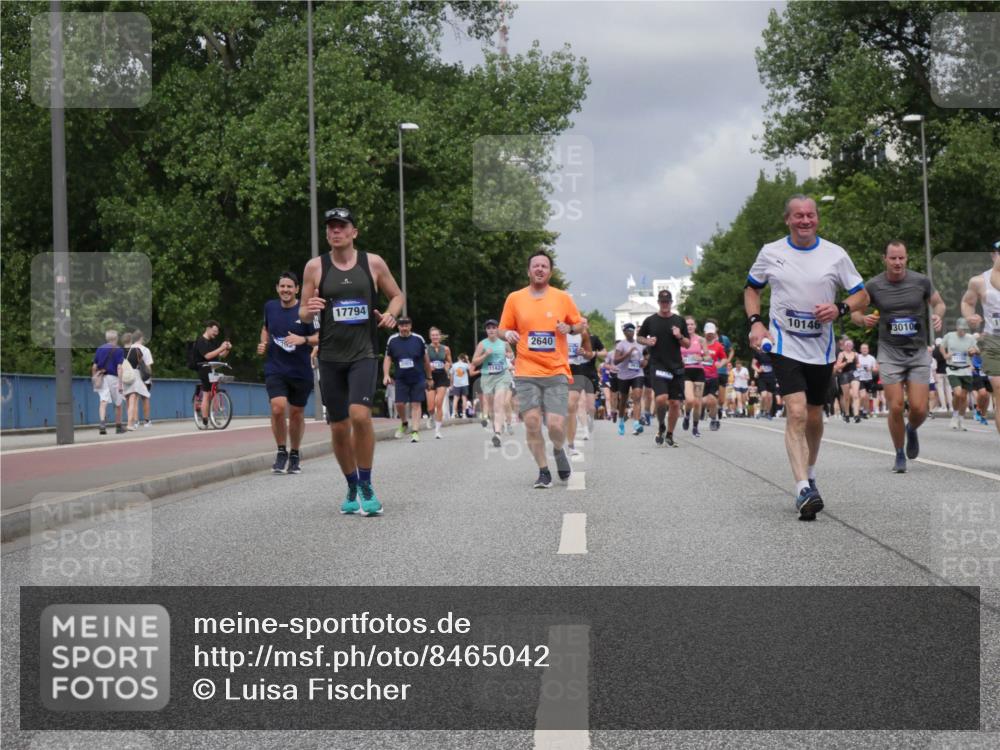 29.06.2025 - hella hamburg halbmarathon Luisa Fischer http://msf.ph/oto/8465042 29.06.2025 10:41:16 Kennedybrücke 17794, 11421, 2640, 10146, 3010, 1578, 2124, 3010, 3246, 3286, 3880, 4414, 5875, 8696, 9391, 9524, 10146 meine-sportfotos.de