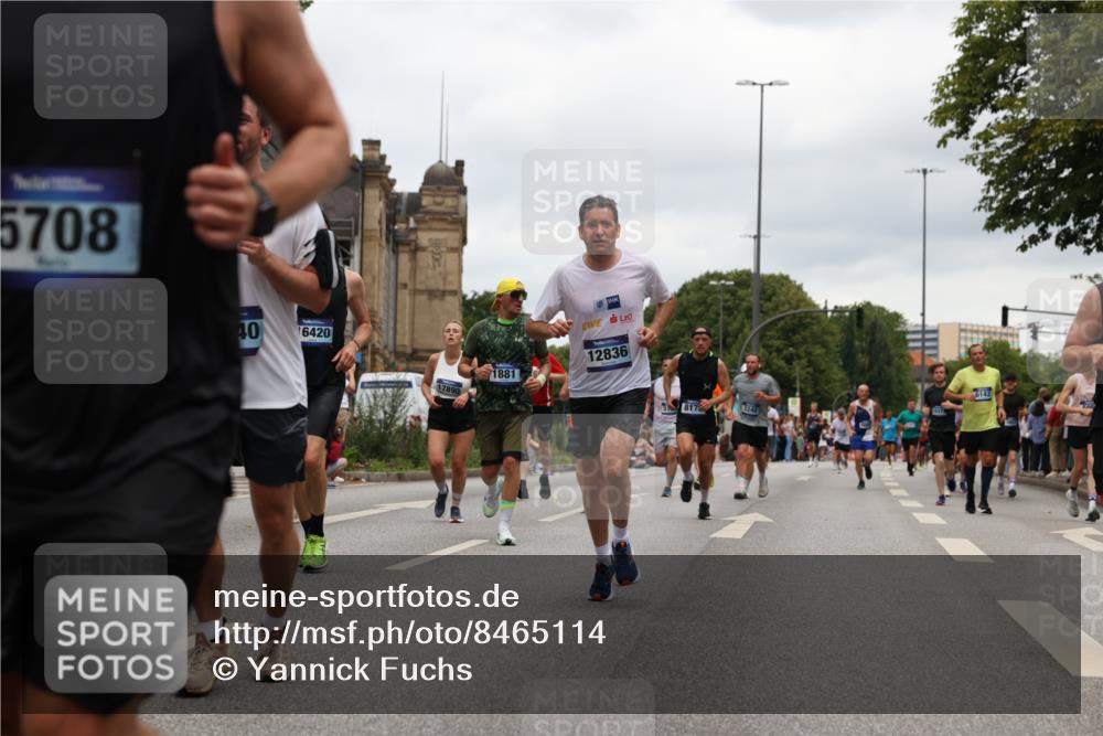 29.06.2025 - hella hamburg halbmarathon Yannick Fuchs http://msf.ph/oto/8465114 29.06.2025 10:57:08 20KM 1126, 1420, 1427, 1881, 2424, 2582, 2683, 3182, 3248, 3625, 4389, 4538, 4665, 5058, 5511, 5653, 5708, 5763, 6142, 6966, 7453, 8176, 8469, 8478, 8721, 9124, 9306, 9554, 9899, 10128, 11310, 11402, 12004, 12571, 12836, 12978, 13528, 13551, 13739, 13874, 13939, 14917, 15137, 16371, 16420, 16478, 16540, 17045, 17757, 17818, 17890, 18355, 18359, 18452, 18999, 19241 meine-sportfotos.de