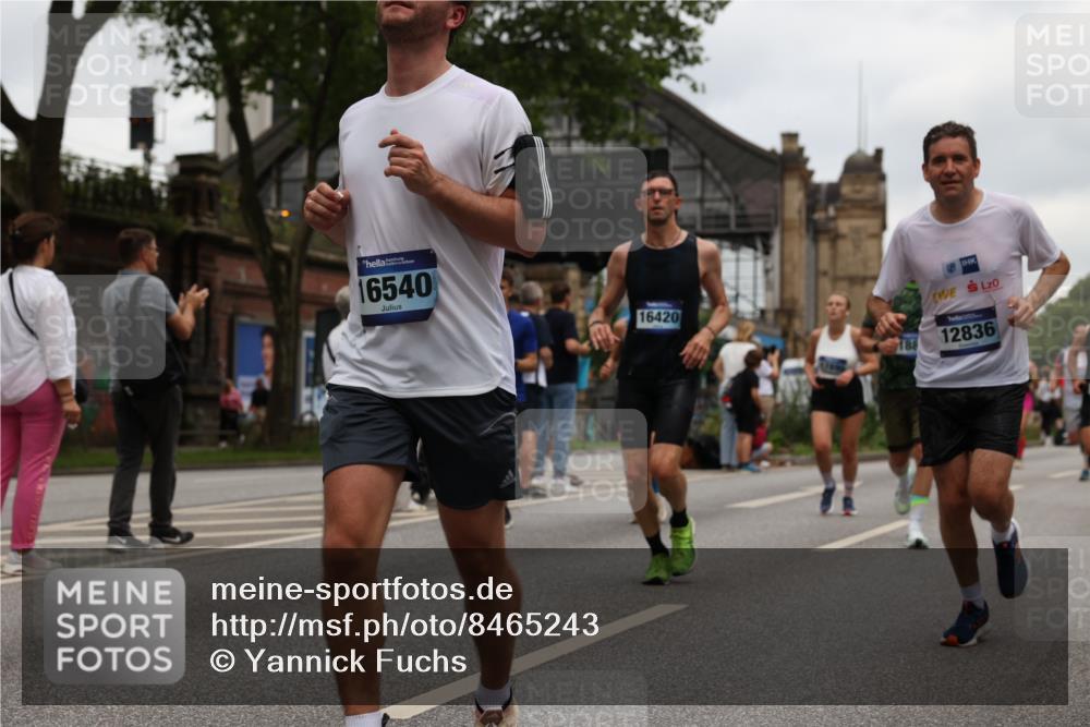 29.06.2025 - hella hamburg halbmarathon Yannick Fuchs http://msf.ph/oto/8465243 29.06.2025 10:57:09 20KM 1126, 1420, 1427, 1881, 2424, 2582, 2683, 3182, 3248, 3625, 4389, 4538, 4665, 5058, 5511, 5653, 5708, 5734, 5763, 6142, 6631, 6966, 7453, 8176, 8469, 8478, 8721, 8822, 9124, 9306, 9554, 9899, 10128, 11310, 11402, 12004, 12571, 12836, 12978, 13528, 13551, 13739, 13939, 14917, 15137, 16371, 16420, 16478, 16540, 17045, 17757, 17818, 17890, 18028, 18355, 18359, 18452, 18999, 19241 meine-sportfotos.de