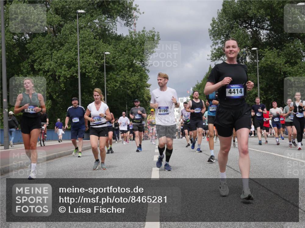 29.06.2025 - hella hamburg halbmarathon Luisa Fischer http://msf.ph/oto/8465281 29.06.2025 10:41:25 Kennedybrücke 924, 2001, 198, 5180, 15329, 8199, 1541, 4921, 1901, 4414, 3635, 15562, 1859, 1394, 1578, 1791, 1901, 3633, 3635, 3636, 3716, 4414, 4921, 5713, 5790, 6930, 7148, 7244, 8539, 8615 meine-sportfotos.de