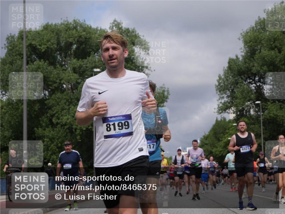 29.06.2025 - hella hamburg halbmarathon Luisa Fischer http://msf.ph/oto/8465375 29.06.2025 10:41:27 Kennedybrücke 2001, 8199, 17, 4921, 1394, 1791, 1901, 3633, 3635, 3636, 3716, 4414, 4921, 5713, 5790, 6930, 7148, 7244, 8539, 8615 meine-sportfotos.de