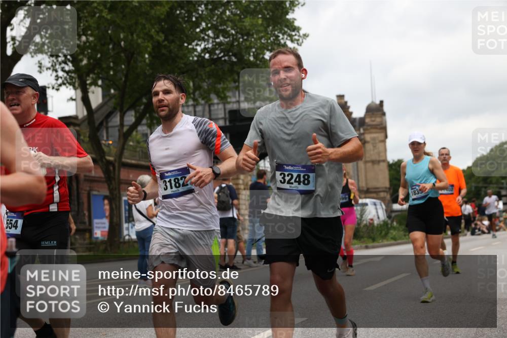 29.06.2025 - hella hamburg halbmarathon Yannick Fuchs http://msf.ph/oto/8465789 29.06.2025 10:57:13 20KM 1126, 1420, 1427, 1722, 1724, 1881, 1992, 2424, 2582, 2683, 3182, 3248, 3360, 3625, 4370, 4389, 4538, 4665, 5058, 5511, 5653, 5708, 5734, 5763, 6142, 6631, 6966, 8176, 8469, 8478, 8721, 8822, 9124, 9306, 9554, 9681, 9899, 10128, 11402, 12004, 12836, 12978, 13528, 13551, 13739, 13939, 14917, 15137, 15516, 16371, 16420, 16478, 16540, 16872, 17045, 17757, 17818, 17890, 18028, 18355, 18359, 18452, 18999, 19241 meine-sportfotos.de