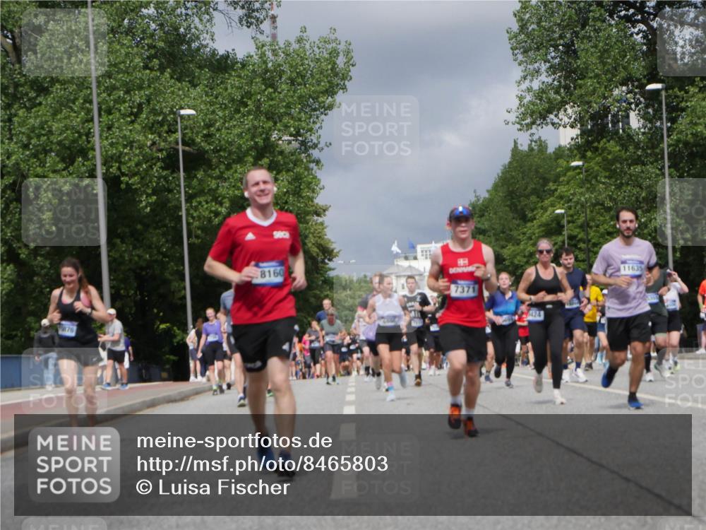 29.06.2025 - hella hamburg halbmarathon Luisa Fischer http://msf.ph/oto/8465803 29.06.2025 10:41:36 Kennedybrücke 876, 8160, 7371, 1424, 11635, 5355, 1394, 1596, 1791, 1901, 3338, 3716, 5713, 6695, 6696, 6930, 7118, 7119, 7244, 7371, 7552, 8615, 9424, 9500, 9699, 10584 meine-sportfotos.de