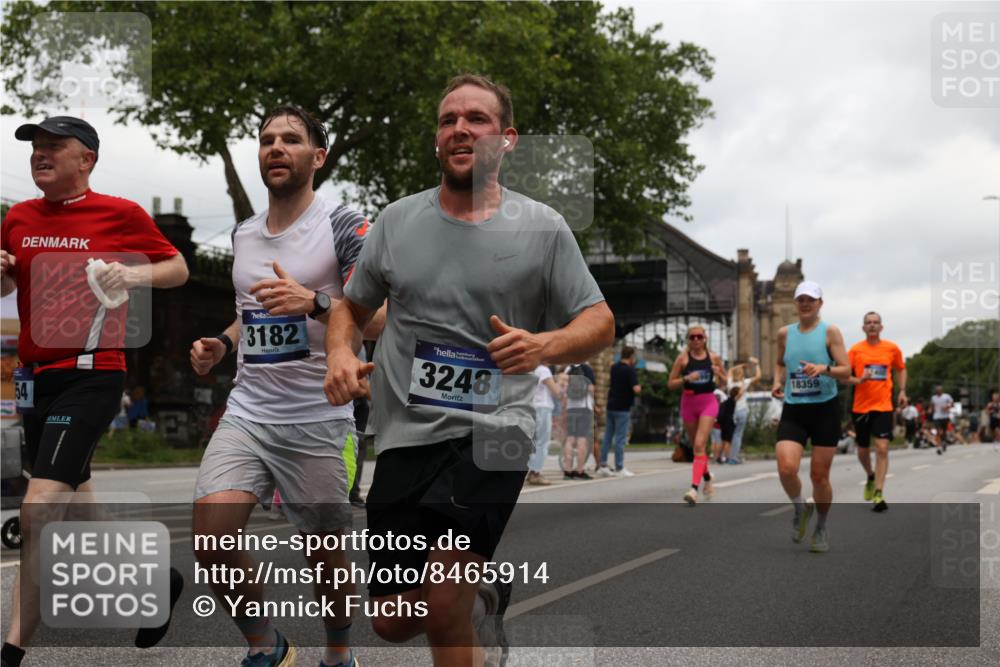 29.06.2025 - hella hamburg halbmarathon Yannick Fuchs http://msf.ph/oto/8465914 29.06.2025 10:57:14 20KM 1126, 1420, 1427, 1722, 1724, 1881, 1992, 2424, 2582, 2683, 3182, 3248, 3360, 3625, 4370, 4389, 4538, 4665, 5058, 5511, 5653, 5708, 5734, 5763, 6142, 6631, 6966, 7333, 8176, 8469, 8478, 8721, 8822, 9124, 9554, 9681, 9899, 10128, 11402, 12004, 12513, 12836, 12978, 13528, 13551, 13739, 14313, 14917, 15137, 15516, 16371, 16420, 16478, 16540, 16872, 17045, 17757, 17818, 17890, 18028, 18355, 18359, 18452, 18999, 19241 meine-sportfotos.de