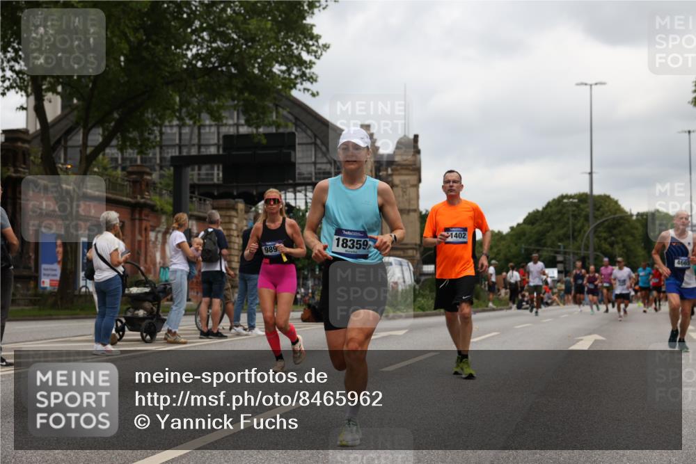 29.06.2025 - hella hamburg halbmarathon Yannick Fuchs http://msf.ph/oto/8465962 29.06.2025 10:57:15 20KM 1126, 1184, 1427, 1722, 1724, 1881, 1992, 2424, 2582, 3182, 3248, 3360, 3625, 4370, 4538, 4665, 5058, 5511, 5653, 5708, 5734, 5763, 6142, 6631, 6966, 7243, 7333, 8176, 8469, 8478, 8721, 8822, 9124, 9554, 9681, 9899, 10128, 10866, 11402, 12004, 12513, 12836, 13528, 13551, 13739, 14313, 15137, 15516, 15550, 16371, 16420, 16478, 16540, 16872, 17045, 17757, 17818, 17890, 18028, 18355, 18359, 18452, 18999, 19241 meine-sportfotos.de