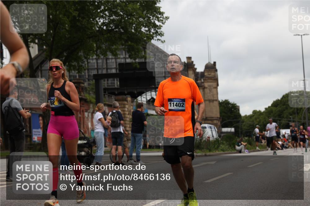 29.06.2025 - hella hamburg halbmarathon Yannick Fuchs http://msf.ph/oto/8466136 29.06.2025 10:57:16 20KM 1126, 1184, 1722, 1724, 1881, 1992, 2424, 2582, 3182, 3248, 3360, 3625, 4370, 4538, 4665, 5058, 5511, 5653, 5708, 5734, 5763, 6142, 6631, 6966, 7243, 7333, 8176, 8469, 8478, 8721, 8822, 9124, 9439, 9554, 9681, 9899, 10128, 10866, 11402, 12004, 12513, 12836, 13528, 13551, 13739, 14313, 15137, 15516, 15550, 16371, 16420, 16478, 16540, 16872, 17045, 17757, 17818, 17890, 18028, 18355, 18359, 18452, 18999, 19241 meine-sportfotos.de