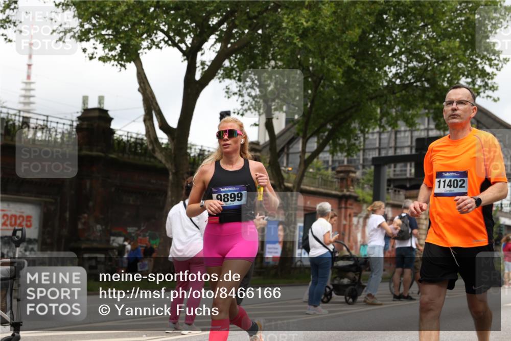 29.06.2025 - hella hamburg halbmarathon Yannick Fuchs http://msf.ph/oto/8466166 29.06.2025 10:57:16 20KM 1126, 1184, 1722, 1724, 1881, 1992, 2424, 2582, 3182, 3248, 3360, 3625, 4370, 4538, 4665, 5058, 5511, 5653, 5708, 5734, 5763, 6142, 6631, 6966, 7243, 7333, 8176, 8469, 8478, 8721, 8822, 9124, 9439, 9554, 9681, 9899, 10128, 10866, 11402, 12004, 12513, 12836, 13528, 13551, 13739, 14313, 15137, 15516, 15550, 16371, 16420, 16478, 16540, 16872, 17045, 17757, 17818, 17890, 18028, 18355, 18359, 18452, 18999, 19241 meine-sportfotos.de
