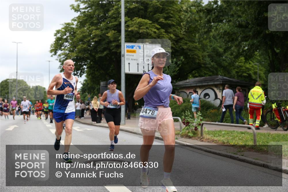 29.06.2025 - hella hamburg halbmarathon Yannick Fuchs http://msf.ph/oto/8466330 29.06.2025 10:57:17 20KM 1126, 1184, 1722, 1724, 1881, 1940, 1992, 2424, 3182, 3248, 3360, 4370, 4538, 4665, 5058, 5511, 5653, 5708, 5734, 5763, 6142, 6631, 7243, 7333, 8176, 8469, 8478, 8721, 8822, 9124, 9439, 9554, 9681, 9899, 10128, 10866, 11402, 12513, 12836, 13528, 13551, 13739, 14313, 15137, 15516, 15550, 16371, 16420, 16478, 16540, 16872, 17045, 17757, 17818, 17890, 18028, 18355, 18359, 18452, 18999, 19241 meine-sportfotos.de