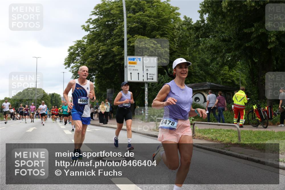 29.06.2025 - hella hamburg halbmarathon Yannick Fuchs http://msf.ph/oto/8466404 29.06.2025 10:57:18 20KM 1126, 1184, 1722, 1724, 1881, 1940, 1992, 2424, 3182, 3248, 3360, 4370, 4538, 4665, 5058, 5511, 5653, 5708, 5734, 5763, 6142, 6631, 7243, 7333, 8176, 8469, 8478, 8721, 8822, 9124, 9439, 9554, 9681, 9899, 10128, 10866, 11402, 12513, 13528, 13551, 13739, 14313, 15137, 15516, 15550, 16371, 16420, 16478, 16540, 16872, 17045, 17757, 17818, 17890, 18028, 18355, 18359, 18452, 18999, 19241 meine-sportfotos.de