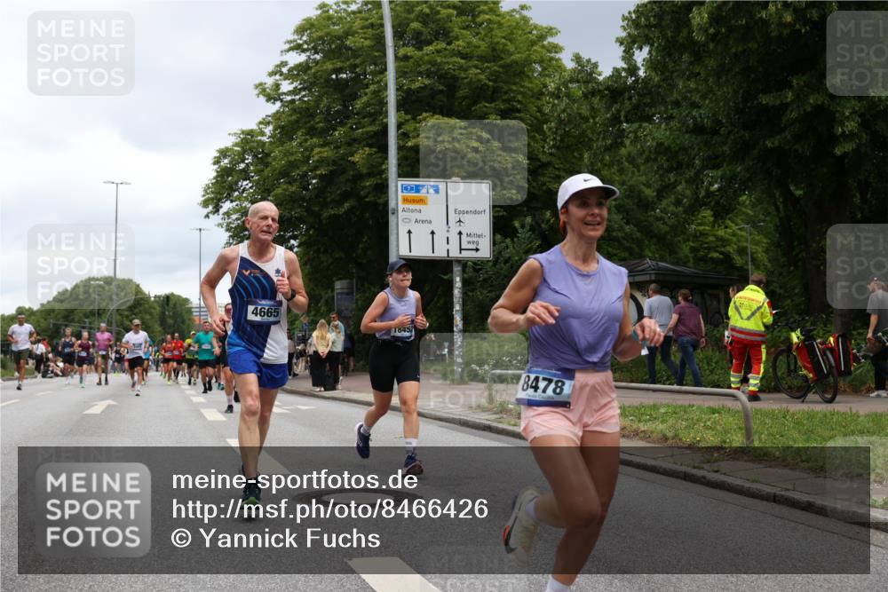 29.06.2025 - hella hamburg halbmarathon Yannick Fuchs http://msf.ph/oto/8466426 29.06.2025 10:57:18 20KM 1126, 1184, 1722, 1724, 1881, 1940, 1992, 2424, 3182, 3248, 3360, 4370, 4538, 4665, 5058, 5511, 5653, 5708, 5734, 5763, 6142, 6631, 7243, 7333, 8176, 8469, 8478, 8721, 8822, 9124, 9439, 9554, 9681, 9899, 10128, 10866, 11402, 12513, 13528, 13551, 13739, 14313, 15137, 15516, 15550, 16371, 16420, 16478, 16540, 16872, 17045, 17757, 17818, 17890, 18028, 18355, 18359, 18452, 18999, 19241 meine-sportfotos.de