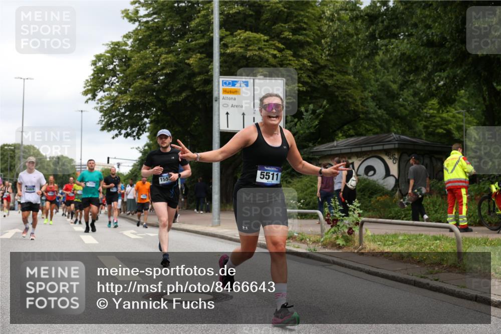 29.06.2025 - hella hamburg halbmarathon Yannick Fuchs http://msf.ph/oto/8466643 29.06.2025 10:57:21 20KM 1184, 1316, 1722, 1724, 1881, 1940, 1992, 2424, 3360, 4370, 4538, 4665, 5058, 5511, 5653, 5708, 5734, 6142, 6631, 7243, 7333, 8469, 8478, 8822, 9124, 9439, 9554, 9681, 9899, 10128, 10866, 11402, 12513, 13528, 13551, 14313, 15137, 15516, 15550, 16371, 16420, 16478, 16540, 16872, 17045, 17757, 17890, 17894, 18028, 18122, 18355, 18359, 18452, 18999, 19241 meine-sportfotos.de