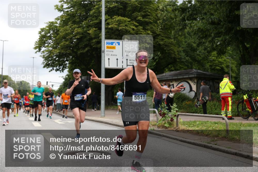 29.06.2025 - hella hamburg halbmarathon Yannick Fuchs http://msf.ph/oto/8466691 29.06.2025 10:57:21 20KM 1184, 1316, 1722, 1724, 1881, 1940, 1992, 2424, 3360, 4370, 4538, 4665, 5058, 5511, 5653, 5708, 5734, 6142, 6631, 7243, 7333, 8469, 8478, 8822, 9124, 9439, 9554, 9681, 9899, 10128, 10866, 11402, 12513, 13528, 13551, 14313, 15137, 15516, 15550, 16371, 16420, 16478, 16540, 16872, 17045, 17757, 17890, 17894, 18028, 18122, 18355, 18359, 18452, 18999, 19241 meine-sportfotos.de