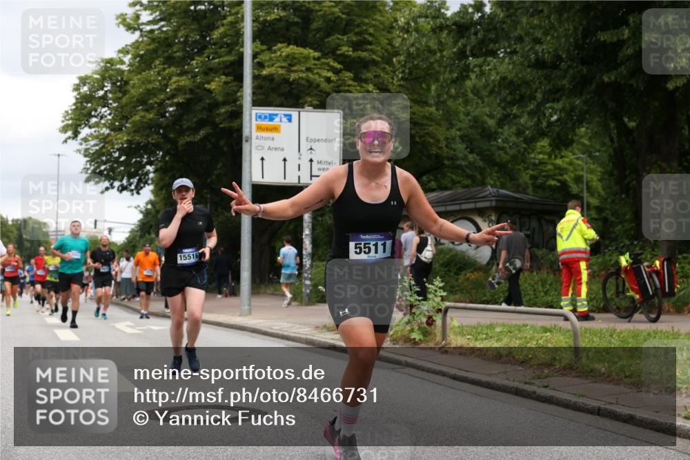 29.06.2025 - hella hamburg halbmarathon Yannick Fuchs http://msf.ph/oto/8466731 29.06.2025 10:57:21 20KM 1184, 1316, 1722, 1724, 1881, 1940, 1992, 2424, 3360, 4370, 4538, 4665, 5058, 5511, 5653, 5708, 5734, 6142, 6631, 7243, 7333, 8469, 8478, 8822, 9124, 9439, 9554, 9681, 9899, 10128, 10866, 11402, 12513, 13528, 13551, 14313, 15137, 15516, 15550, 16371, 16420, 16478, 16540, 16872, 17045, 17757, 17890, 17894, 18028, 18122, 18355, 18359, 18452, 18999, 19241 meine-sportfotos.de