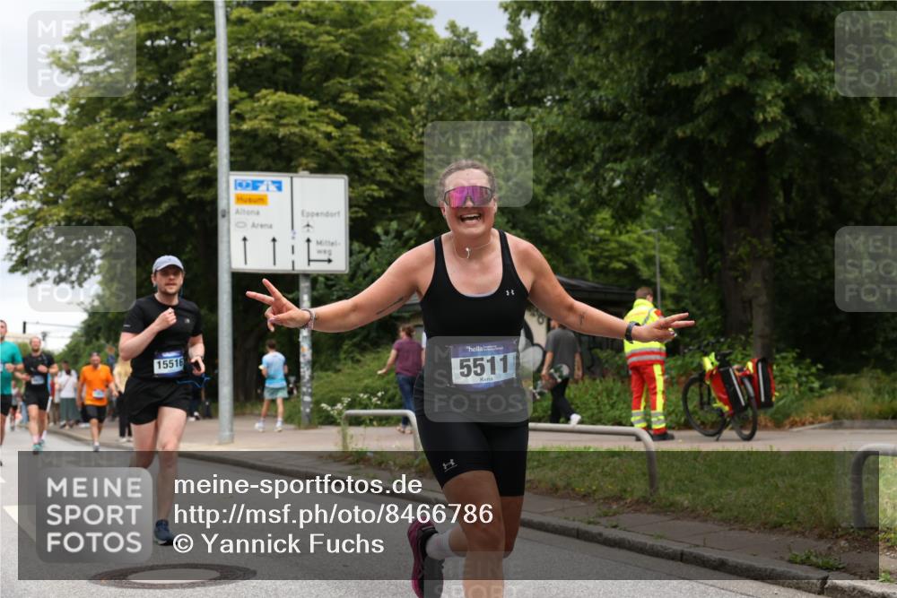 29.06.2025 - hella hamburg halbmarathon Yannick Fuchs http://msf.ph/oto/8466786 29.06.2025 10:57:21 20KM 1184, 1316, 1722, 1724, 1881, 1940, 1992, 2424, 3360, 4370, 4538, 4665, 5058, 5511, 5653, 5708, 5734, 6142, 6631, 7243, 7333, 8469, 8478, 8822, 9124, 9439, 9554, 9681, 9899, 10128, 10866, 11402, 12513, 13528, 13551, 14313, 15137, 15516, 15550, 16371, 16420, 16478, 16540, 16872, 17045, 17757, 17890, 17894, 18028, 18122, 18355, 18359, 18452, 18999, 19241 meine-sportfotos.de