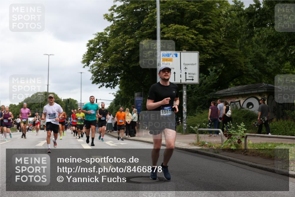 29.06.2025 - hella hamburg halbmarathon Yannick Fuchs http://msf.ph/oto/8466878 29.06.2025 10:57:21 20KM 1184, 1316, 1722, 1724, 1881, 1940, 1992, 2424, 3360, 4370, 4538, 4665, 5058, 5511, 5653, 5708, 5734, 6142, 6631, 7243, 7333, 8469, 8478, 8822, 9124, 9439, 9554, 9681, 9899, 10128, 10866, 11402, 12513, 13528, 13551, 14313, 15137, 15516, 15550, 16371, 16420, 16478, 16540, 16872, 17045, 17757, 17890, 17894, 18028, 18122, 18355, 18359, 18452, 18999, 19241 meine-sportfotos.de