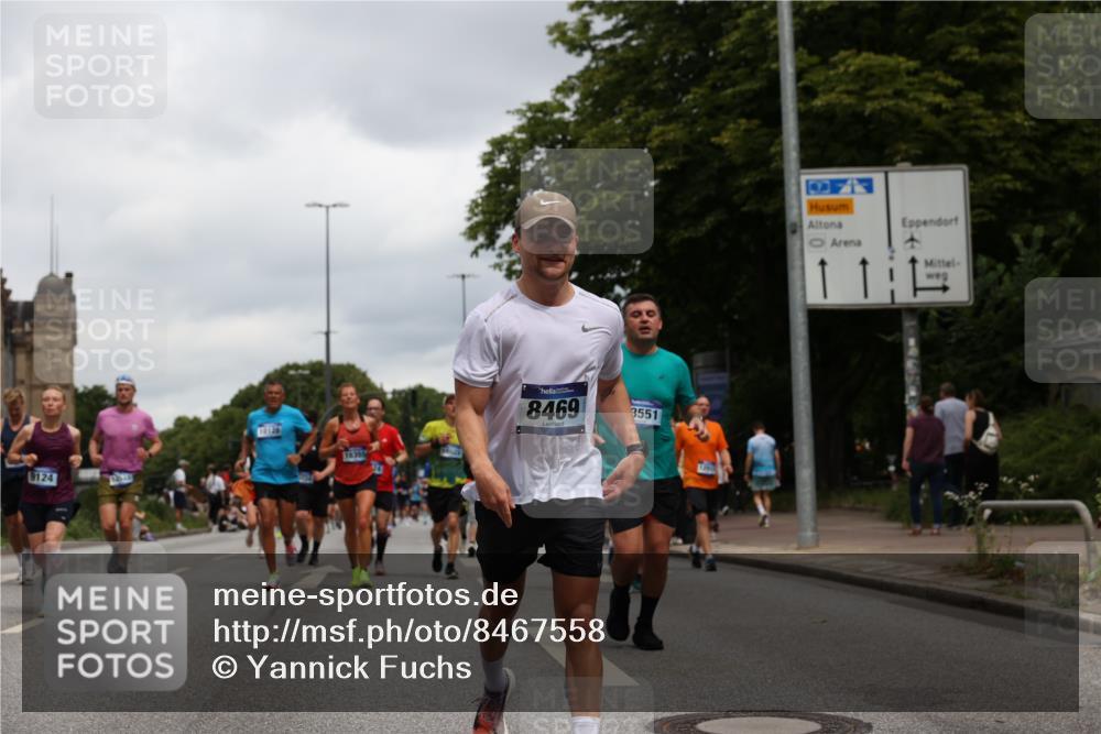 29.06.2025 - hella hamburg halbmarathon Yannick Fuchs http://msf.ph/oto/8467558 29.06.2025 10:57:24 20KM 1184, 1316, 1722, 1724, 1940, 1992, 2424, 3360, 4370, 4665, 5058, 5305, 5511, 5734, 6142, 6631, 7243, 7333, 8469, 8478, 8822, 9124, 9439, 9681, 9899, 10128, 10766, 10866, 11402, 11527, 12513, 13528, 13551, 14313, 15137, 15516, 15550, 16371, 16478, 16639, 16872, 17071, 17757, 17890, 17894, 18028, 18122, 18355, 18359, 18452 meine-sportfotos.de