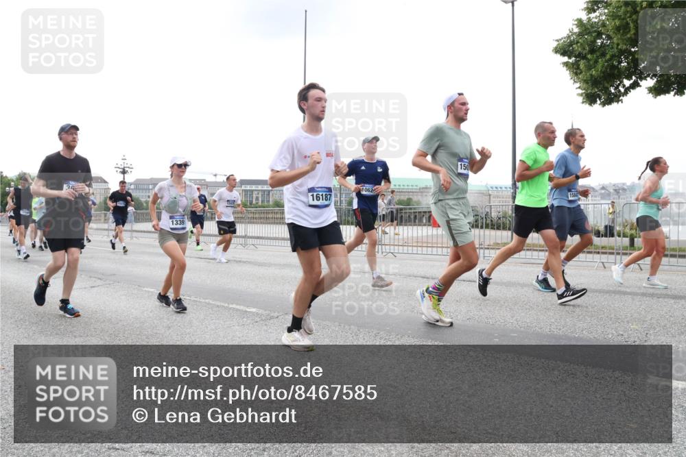 29.06.2025 - hella hamburg halbmarathon Lena Gebhardt http://msf.ph/oto/8467585 29.06.2025 10:32:39 Lombardsbrücke 13391, 1247, 16187, 1062, 150, 15847, 1078, 1199, 1237, 1640, 1732, 1987, 2059, 2276, 2349, 2943, 3022, 3365, 3422, 3653, 3660, 3670, 3707, 3708, 3753, 3778, 4314, 4365, 4446, 4605, 4857, 5658, 5743, 5783, 5871, 5941, 6040, 6228, 6312, 6315, 6861, 7308, 7309, 7387, 7468, 7531, 7633, 7702, 7749, 7750, 8124, 8127, 8170, 8175, 8303, 8625, 8787, 8839, 8840, 8914, 8993, 9010, 9034, 9125, 9188, 9206, 9542, 10002, 10013, 10048, 10277, 11756, 12423, 12424 meine-sportfotos.de