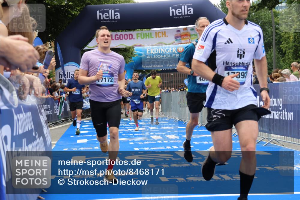 29.06.2025 - hella hamburg halbmarathon Strokosch-Dieckow http://msf.ph/oto/8468171 29.06.2025 10:46:53 Ziel 1139, 1689, 4091, 10122, 11858, 13728, 13940, 14385, 14415, 14449, 14594, 15825, 16081, 17172, 17353, 17492, 17669, 17892, 17979, 19105 meine-sportfotos.de