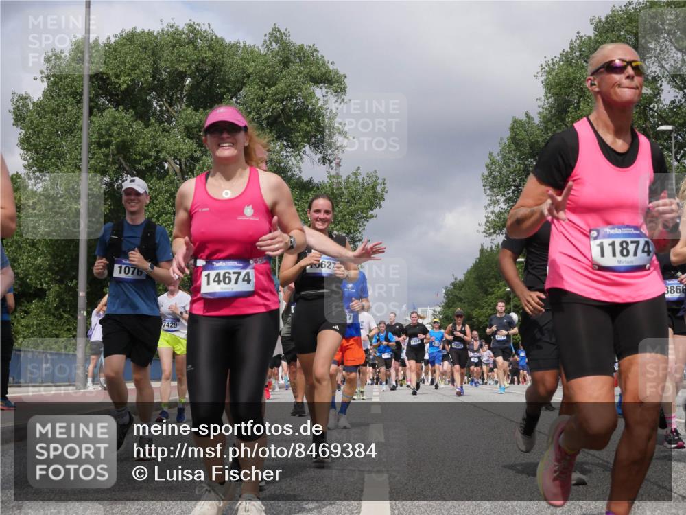 29.06.2025 - hella hamburg halbmarathon Luisa Fischer http://msf.ph/oto/8469384 29.06.2025 10:43:17 Kennedybrücke 1076, 14674, 0627, 7429, 5220, 11874, 3866, 2019, 2976, 3237, 3515, 3808, 3882, 3883, 3884, 4173, 4752, 5229, 5876, 5877, 7455, 7456, 7524, 7675, 7850, 7984, 8612, 8865, 8866, 9698, 9747, 10626, 10818 meine-sportfotos.de