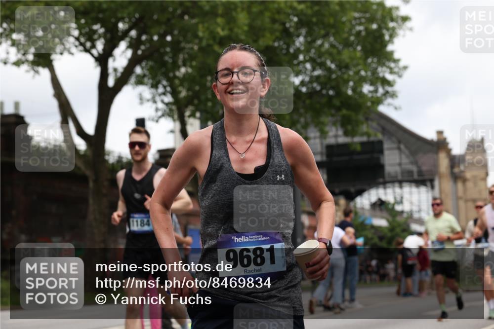 29.06.2025 - hella hamburg halbmarathon Yannick Fuchs http://msf.ph/oto/8469834 29.06.2025 10:57:34 20KM 1184, 1316, 1722, 1724, 1940, 1992, 2424, 2685, 3360, 4370, 5305, 5384, 5734, 6631, 7243, 7290, 7333, 8822, 9124, 9439, 9681, 10128, 10705, 10766, 10866, 11527, 11657, 11771, 12315, 12316, 12513, 12662, 13171, 13528, 13551, 14135, 14313, 14493, 15137, 15516, 15532, 15550, 15897, 16424, 16426, 16478, 16639, 16872, 17071, 17437, 17757, 17894, 18028, 18122, 18355, 18717 meine-sportfotos.de