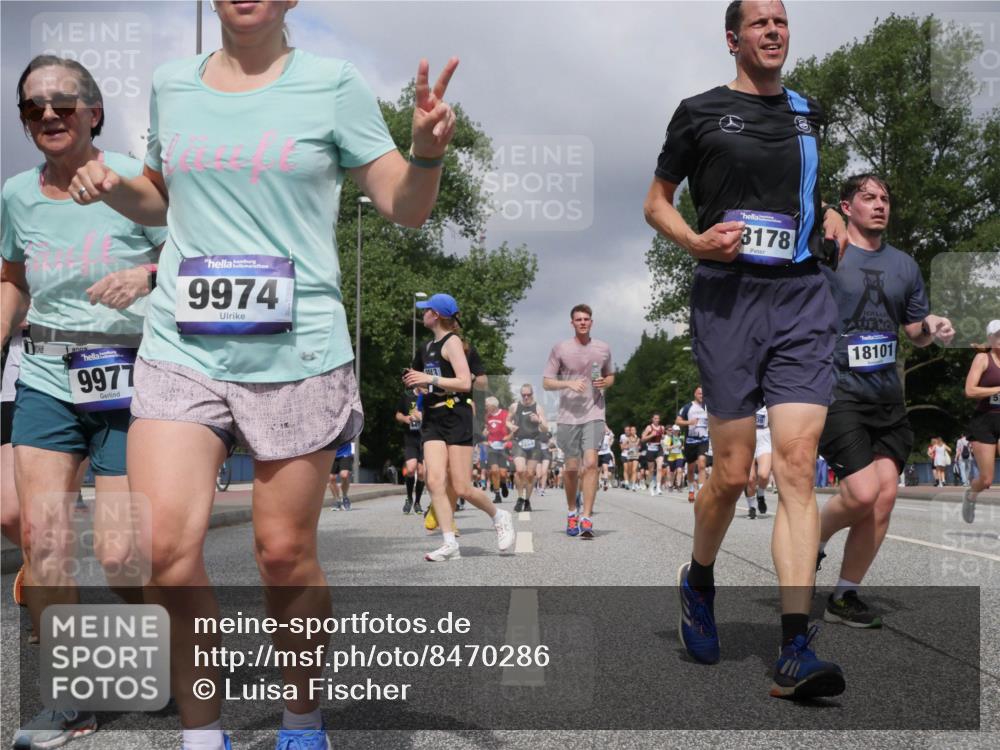 29.06.2025 - hella hamburg halbmarathon Luisa Fischer http://msf.ph/oto/8470286 29.06.2025 10:43:43 Kennedybrücke 9977, 9974, 13, 3178, 18101, 1899, 2109, 2254, 2515, 2572, 3607, 4271, 5702, 5975, 6363, 6920, 8815, 8984, 9187, 9195, 9468, 9977, 10474 meine-sportfotos.de