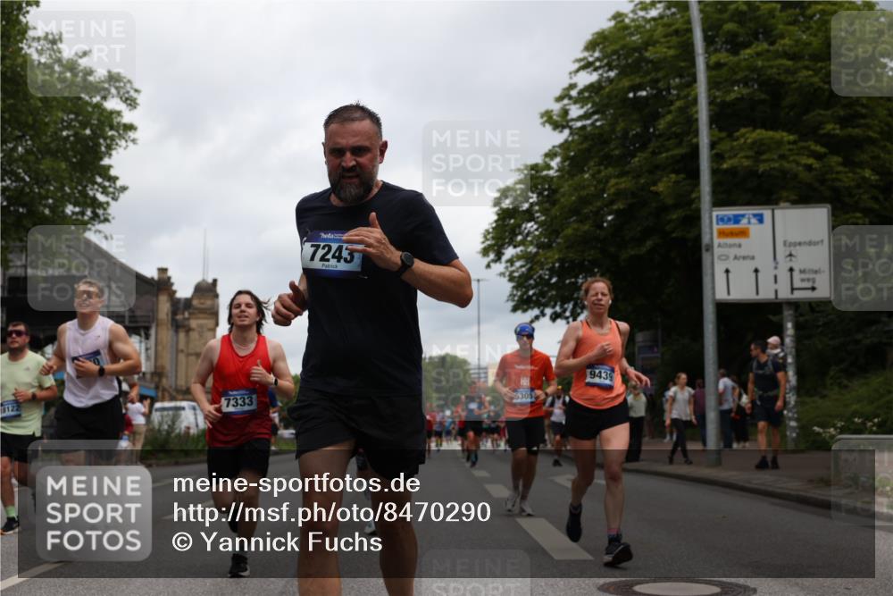 29.06.2025 - hella hamburg halbmarathon Yannick Fuchs http://msf.ph/oto/8470290 29.06.2025 10:57:36 20KM 1184, 1316, 1722, 1724, 1940, 1992, 2424, 2685, 3360, 4328, 4370, 5305, 5384, 5734, 6631, 7243, 7290, 7333, 8822, 9124, 9439, 9681, 10128, 10705, 10766, 10866, 11527, 11657, 11771, 12315, 12316, 12513, 12662, 13171, 13528, 13551, 14135, 14313, 14493, 15516, 15532, 15550, 15897, 16424, 16426, 16639, 16872, 17071, 17437, 17757, 17894, 18028, 18122, 18355, 18717 meine-sportfotos.de