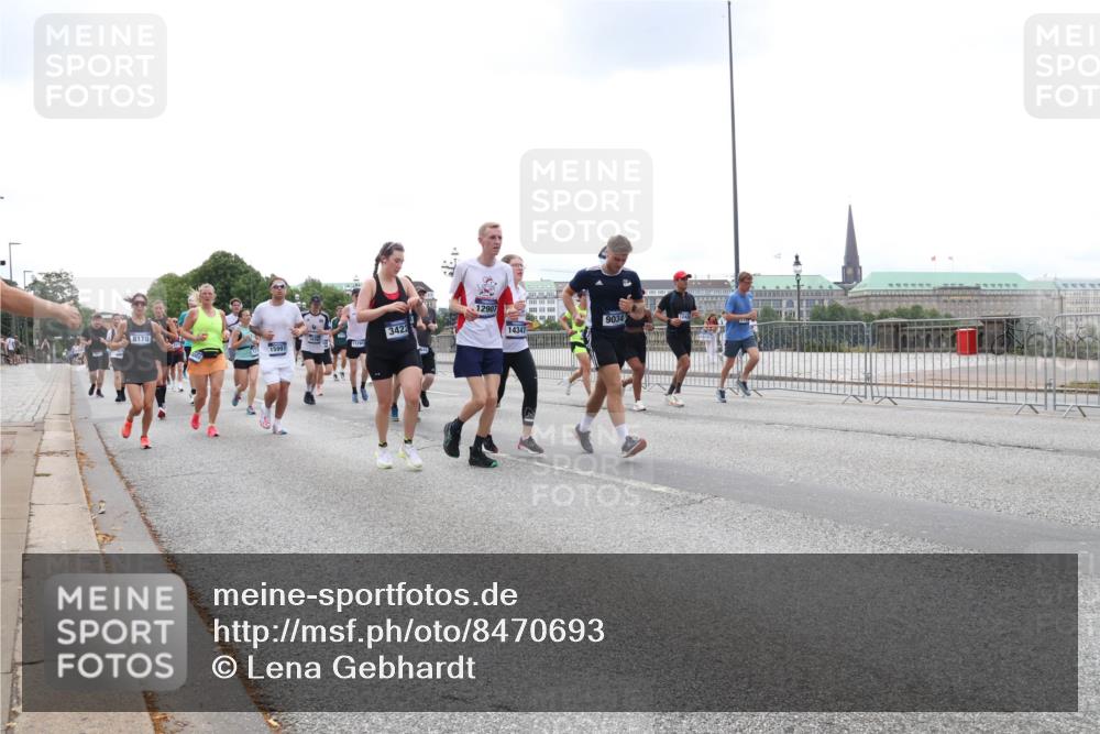 29.06.2025 - hella hamburg halbmarathon Lena Gebhardt http://msf.ph/oto/8470693 29.06.2025 10:32:57 Lombardsbrücke 12902, 8170, 3422, 15997, 13789, 14347, 9034, 1078, 1199, 1237, 1324, 1732, 2038, 2054, 2059, 2085, 2276, 2959, 3391, 3422, 3653, 3660, 3670, 3708, 3753, 3871, 4030, 4096, 4446, 4555, 4650, 5110, 5180, 5581, 5783, 5871, 5917, 6040, 6228, 6312, 6315, 6773, 6861, 7308, 7309, 7387, 7531, 7633, 7702, 7749, 7750, 7982, 8170, 8595, 8839, 9010, 9034, 9143, 9188, 9289, 9471, 9542, 9768, 10013, 10048, 10277, 11229, 11260, 11713, 11756, 12039, 12423, 12424, 14305, 14743, 15951 meine-sportfotos.de