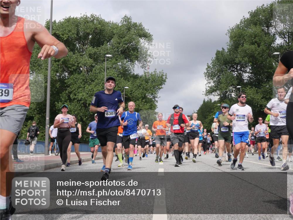 29.06.2025 - hella hamburg halbmarathon Luisa Fischer http://msf.ph/oto/8470713 29.06.2025 10:43:55 Kennedybrücke 39, 201, 9292, 8307, 16681, 3295, 5352, 1970, 3810, 19048, 5059, 1905, 1018, 1037, 2042, 2299, 3293, 3432, 3810, 4612, 5059, 5351, 6076, 6163, 6229, 7108, 8378, 8739, 9195, 9946, 10166, 10474 meine-sportfotos.de