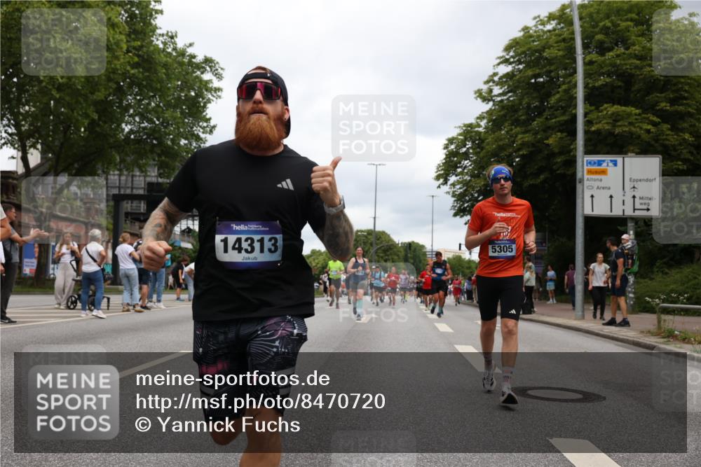 29.06.2025 - hella hamburg halbmarathon Yannick Fuchs http://msf.ph/oto/8470720 29.06.2025 10:57:38 20KM 1184, 1316, 1722, 1724, 1940, 1992, 2685, 3360, 4328, 4370, 5305, 5384, 5734, 6631, 7243, 7290, 7333, 8561, 8822, 9124, 9439, 9681, 10705, 10766, 10866, 11149, 11527, 11657, 11771, 12315, 12316, 12513, 12662, 13171, 13528, 14135, 14313, 14493, 15516, 15532, 15550, 15897, 16424, 16426, 16639, 16872, 17071, 17437, 17730, 17894, 18028, 18122, 18717 meine-sportfotos.de