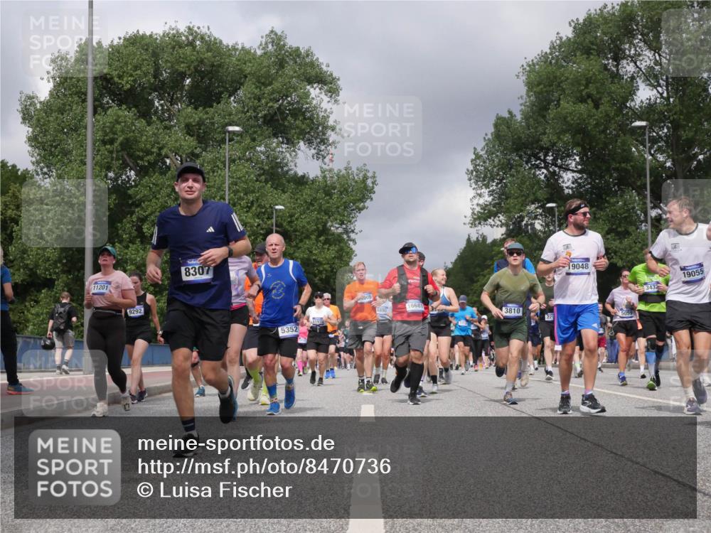 29.06.2025 - hella hamburg halbmarathon Luisa Fischer http://msf.ph/oto/8470736 29.06.2025 10:43:55 Kennedybrücke 11201, 9292, 8307, 11970, 5352, 6890, 9048, 16681, 3810, 5059, 229, 3432, 19055, 1018, 1037, 2042, 2299, 3293, 3432, 3810, 4612, 5059, 5351, 6076, 6163, 6229, 7108, 8378, 8739, 9195, 9946, 10166, 10474 meine-sportfotos.de