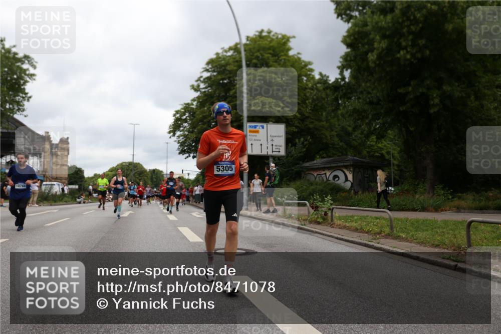 29.06.2025 - hella hamburg halbmarathon Yannick Fuchs http://msf.ph/oto/8471078 29.06.2025 10:57:38 20KM 1184, 1316, 1722, 1724, 1940, 1992, 2685, 3360, 4328, 4370, 5305, 5384, 5734, 6631, 7243, 7290, 7333, 8561, 8822, 9124, 9439, 9681, 10705, 10766, 10866, 11149, 11527, 11657, 11771, 12315, 12316, 12513, 12662, 13171, 13528, 14135, 14313, 14493, 15516, 15532, 15550, 15897, 16424, 16426, 16639, 16872, 17071, 17437, 17730, 17894, 18028, 18122, 18717 meine-sportfotos.de