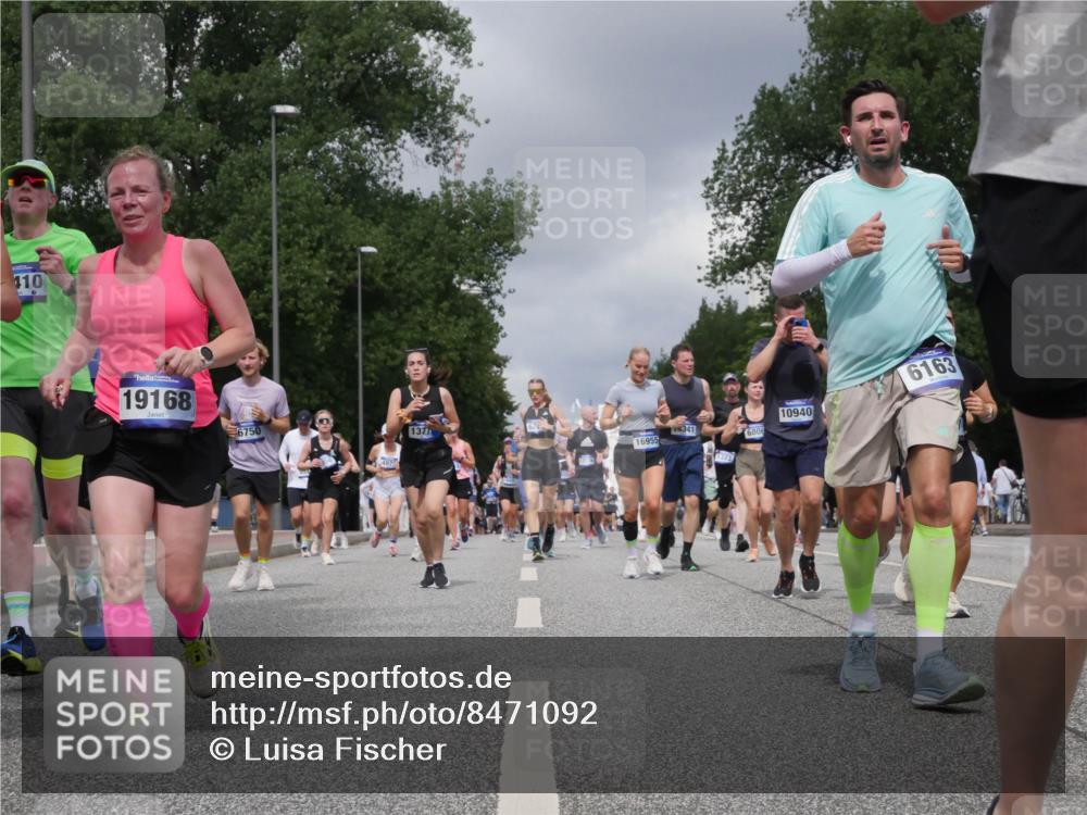 29.06.2025 - hella hamburg halbmarathon Luisa Fischer http://msf.ph/oto/8471092 29.06.2025 10:44:05 Kennedybrücke 410, 19168, 6750, 497, 6163, 1377, 10940, 4341, 16955, 6806, 1018, 1075, 1323, 2042, 3293, 3306, 4906, 5753, 6076, 6098, 6163, 6806, 7108, 7956, 8378, 9237 meine-sportfotos.de