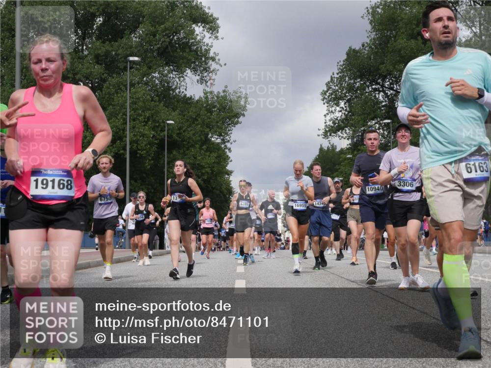 29.06.2025 - hella hamburg halbmarathon Luisa Fischer http://msf.ph/oto/8471101 29.06.2025 10:44:05 Kennedybrücke 19168, 6750, 13, 6289, 16955, 1434, 11176, 1323, 80, 10940, 3306, 6163, 1018, 1075, 1323, 2042, 3293, 3306, 4906, 5753, 6076, 6098, 6163, 6806, 7108, 7956, 8378, 9237 meine-sportfotos.de