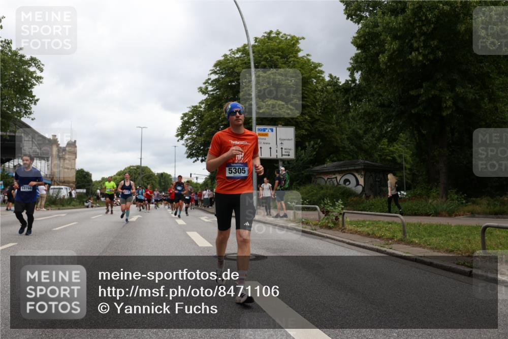 29.06.2025 - hella hamburg halbmarathon Yannick Fuchs http://msf.ph/oto/8471106 29.06.2025 10:57:39 20KM 1184, 1316, 1464, 1722, 1724, 1940, 1992, 2685, 3360, 4328, 4370, 5305, 5384, 5734, 6631, 7243, 7290, 7333, 8561, 8822, 9439, 9681, 10705, 10766, 10866, 11149, 11527, 11657, 11771, 12315, 12316, 12513, 12662, 13171, 14135, 14313, 14493, 15516, 15532, 15550, 15897, 16424, 16426, 16639, 16872, 16995, 17071, 17437, 17730, 17894, 18028, 18122, 18717 meine-sportfotos.de