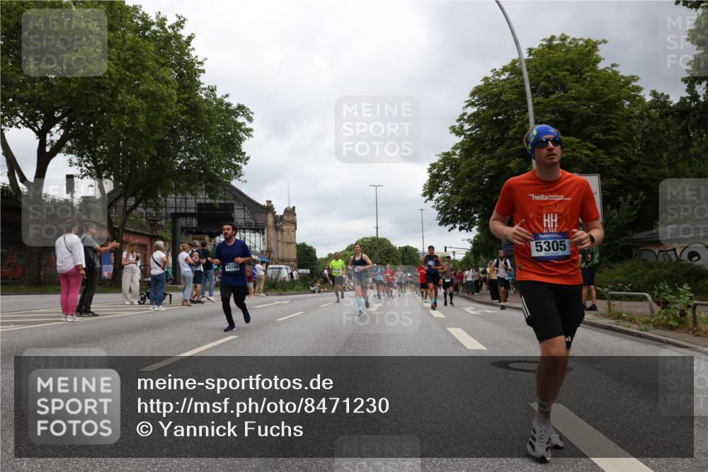29.06.2025 - hella hamburg halbmarathon Yannick Fuchs http://msf.ph/oto/8471230 29.06.2025 10:57:39 20KM 1184, 1316, 1464, 1722, 1724, 1940, 1992, 2685, 3360, 4328, 4370, 5305, 5384, 5734, 6631, 7243, 7290, 7333, 8561, 8822, 9439, 9681, 10705, 10766, 10866, 11149, 11527, 11657, 11771, 12315, 12316, 12513, 12662, 13171, 14135, 14313, 14493, 15516, 15532, 15550, 15897, 16424, 16426, 16639, 16872, 16995, 17071, 17437, 17730, 17894, 18028, 18122, 18717 meine-sportfotos.de