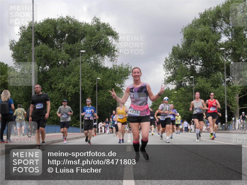 29.06.2025 - hella hamburg halbmarathon Luisa Fischer http://msf.ph/oto/8471803 29.06.2025 10:44:24 Kennedybrücke 16085, 18844, 3121, 12610, 7293, 4234, 776, 1787, 4044, 1731, 4044, 4638, 6088, 7293, 7585, 7829, 8878, 10269, 10644 meine-sportfotos.de