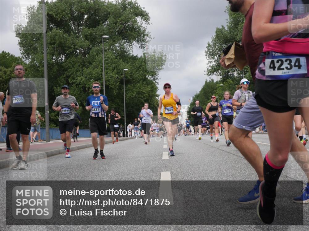 29.06.2025 - hella hamburg halbmarathon Luisa Fischer http://msf.ph/oto/8471875 29.06.2025 10:44:26 Kennedybrücke 16085, 18844, 3121, 7829, 17879, 14776, 40, 4234, 1731, 4044, 4638, 5549, 6088, 7293, 7829, 8878, 10269, 10644 meine-sportfotos.de