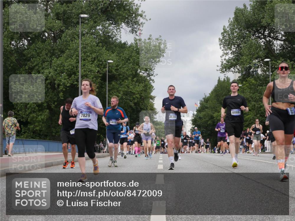 29.06.2025 - hella hamburg halbmarathon Luisa Fischer http://msf.ph/oto/8472009 29.06.2025 10:44:29 Kennedybrücke 125, 7829, 14153, 10835, 15953, 4638, 7661, 6088, 1731, 4044, 4638, 5549, 6088, 7293, 7829, 10269, 10407, 10644 meine-sportfotos.de
