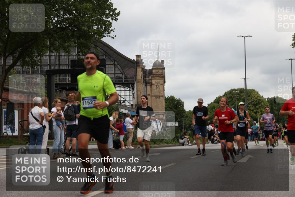 29.06.2025 - hella hamburg halbmarathon Yannick Fuchs http://msf.ph/oto/8472241 29.06.2025 10:57:43 20KM 1184, 1254, 1316, 1464, 1722, 1724, 1940, 2685, 4328, 4370, 5305, 5384, 7243, 7290, 7333, 8561, 9191, 9439, 10705, 10766, 10866, 11149, 11527, 11657, 11771, 12315, 12316, 12513, 12662, 13171, 13841, 14135, 14313, 14493, 15093, 15532, 15550, 15897, 16424, 16426, 16639, 16995, 17061, 17071, 17437, 17730, 17894, 18122, 18717 meine-sportfotos.de