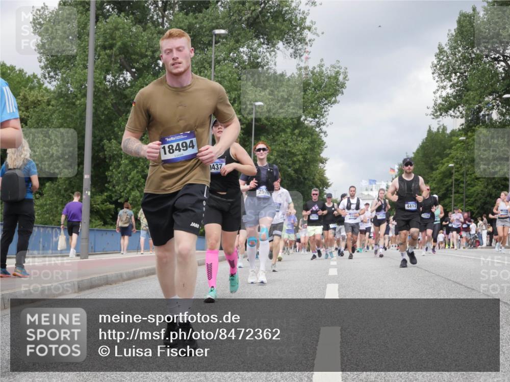 29.06.2025 - hella hamburg halbmarathon Luisa Fischer http://msf.ph/oto/8472362 29.06.2025 10:44:38 Kennedybrücke 18494, 1437, 2578, 4412, 336, 1166, 11209, 2805, 3344, 4412, 5549, 5928, 7661, 8769, 10407 meine-sportfotos.de