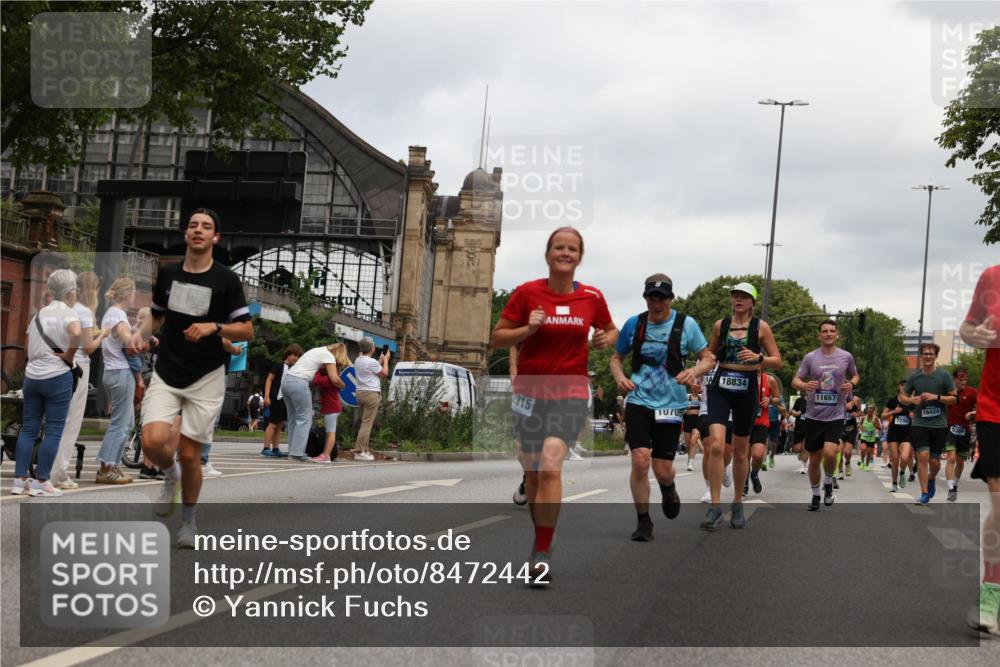 29.06.2025 - hella hamburg halbmarathon Yannick Fuchs http://msf.ph/oto/8472442 29.06.2025 10:57:44 20KM 1184, 1254, 1316, 1334, 1464, 1940, 2685, 4328, 5305, 5384, 7243, 7290, 7333, 8561, 9191, 9439, 10705, 10766, 10866, 11149, 11527, 11657, 11771, 12315, 12316, 12513, 12662, 13171, 13841, 14135, 14313, 14493, 15093, 15532, 15550, 15897, 16424, 16426, 16639, 16995, 17061, 17071, 17437, 17730, 17894, 18122, 18717 meine-sportfotos.de