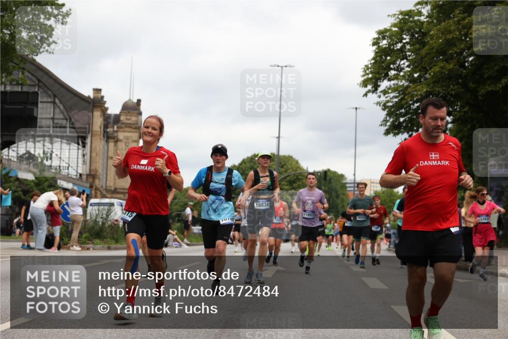 29.06.2025 - hella hamburg halbmarathon Yannick Fuchs http://msf.ph/oto/8472484 29.06.2025 10:57:45 20KM 1184, 1254, 1316, 1334, 1464, 1940, 2685, 4328, 5305, 5384, 7243, 7290, 8561, 9191, 9439, 10705, 10766, 10866, 11149, 11527, 11657, 11771, 12315, 12316, 12662, 13171, 13841, 14135, 14493, 15093, 15532, 15550, 15897, 16424, 16426, 16639, 16995, 17061, 17071, 17437, 17685, 17686, 17730, 17894, 18122, 18581, 18717 meine-sportfotos.de