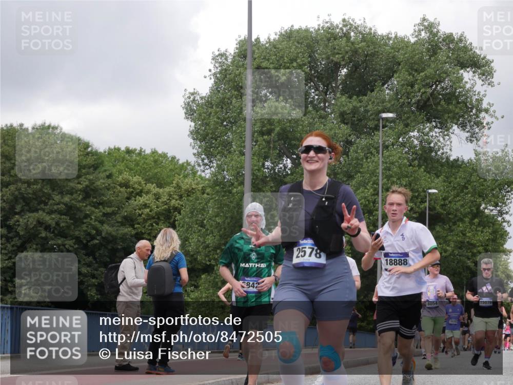 29.06.2025 - hella hamburg halbmarathon Luisa Fischer http://msf.ph/oto/8472505 29.06.2025 10:44:42 Kennedybrücke 2578, 18888, 842, 8054, 5689, 15076, 2805, 3344, 4412, 5688, 5928, 7661, 8769, 10407 meine-sportfotos.de
