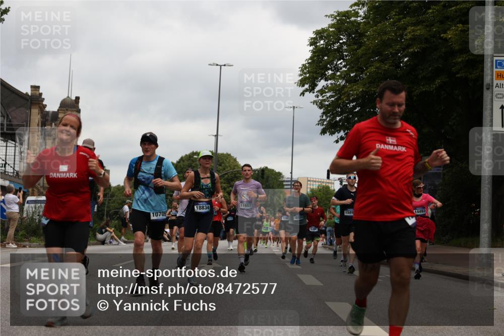 29.06.2025 - hella hamburg halbmarathon Yannick Fuchs http://msf.ph/oto/8472577 29.06.2025 10:57:45 20KM 1184, 1254, 1316, 1334, 1464, 1940, 2685, 4328, 5305, 5384, 7243, 7290, 8561, 9191, 9439, 10705, 10766, 10866, 11149, 11527, 11657, 11771, 12315, 12316, 12662, 13171, 13841, 14135, 14493, 15093, 15532, 15550, 15897, 16424, 16426, 16639, 16995, 17061, 17071, 17437, 17685, 17686, 17730, 17894, 18122, 18581, 18717 meine-sportfotos.de