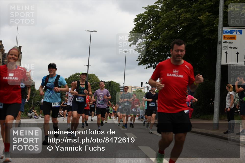 29.06.2025 - hella hamburg halbmarathon Yannick Fuchs http://msf.ph/oto/8472619 29.06.2025 10:57:45 20KM 1184, 1254, 1316, 1334, 1464, 1940, 2685, 4328, 5305, 5384, 7243, 7290, 8561, 9191, 9439, 10705, 10766, 10866, 11149, 11527, 11657, 11771, 12315, 12316, 12662, 13171, 13841, 14135, 14493, 15093, 15532, 15550, 15897, 16424, 16426, 16639, 16995, 17061, 17071, 17437, 17685, 17686, 17730, 17894, 18122, 18581, 18717 meine-sportfotos.de
