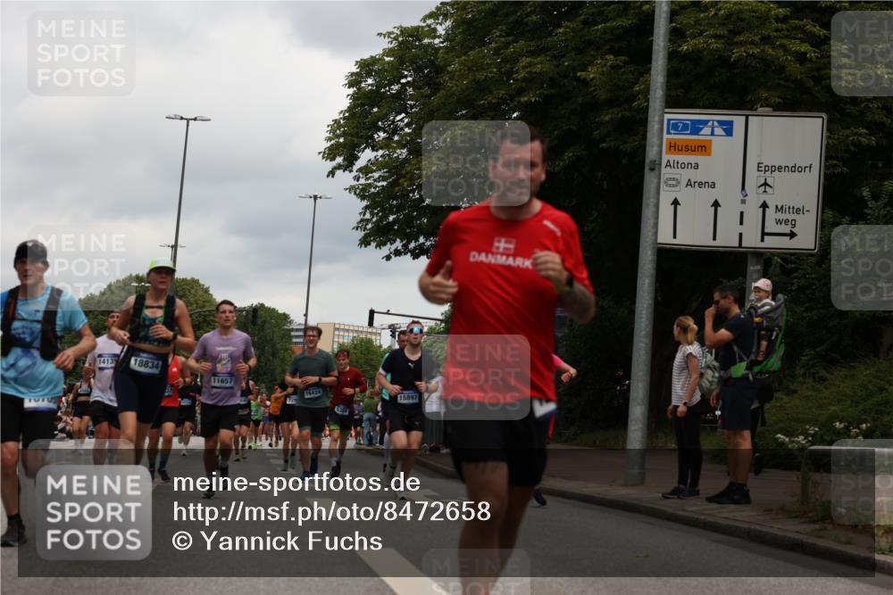 29.06.2025 - hella hamburg halbmarathon Yannick Fuchs http://msf.ph/oto/8472658 29.06.2025 10:57:45 20KM 1184, 1254, 1316, 1334, 1464, 1940, 2685, 4328, 5305, 5384, 7243, 7290, 8561, 9191, 9439, 10705, 10766, 10866, 11149, 11527, 11657, 11771, 12315, 12316, 12662, 13171, 13841, 14135, 14493, 15093, 15532, 15550, 15897, 16424, 16426, 16639, 16995, 17061, 17071, 17437, 17685, 17686, 17730, 17894, 18122, 18581, 18717 meine-sportfotos.de