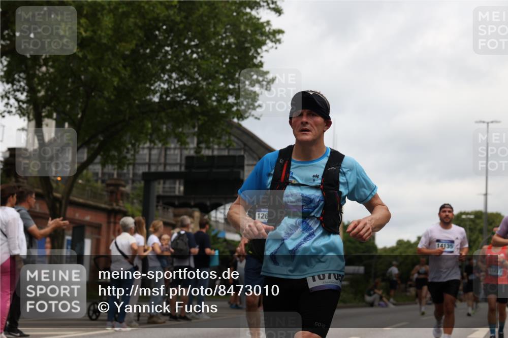 29.06.2025 - hella hamburg halbmarathon Yannick Fuchs http://msf.ph/oto/8473010 29.06.2025 10:57:47 20KM 1254, 1316, 1334, 1464, 1940, 2685, 4328, 5305, 5384, 7290, 8561, 9191, 10705, 10766, 11149, 11527, 11657, 11771, 12315, 12316, 12662, 13171, 13841, 14135, 14493, 15093, 15532, 15897, 16424, 16426, 16639, 16995, 17061, 17071, 17437, 17685, 17686, 17730, 17894, 18122, 18581, 18717 meine-sportfotos.de